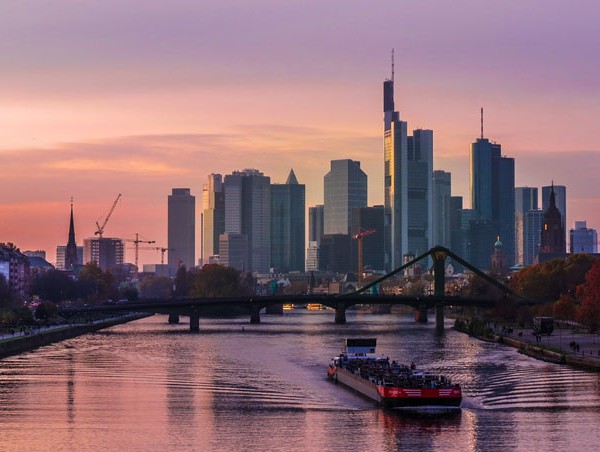 Frankfurt a. M. nun in der Welcome-App